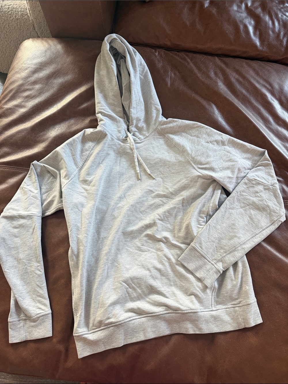 Lululemon lightweight Men's Light Gray Hooded Pullover Sweater